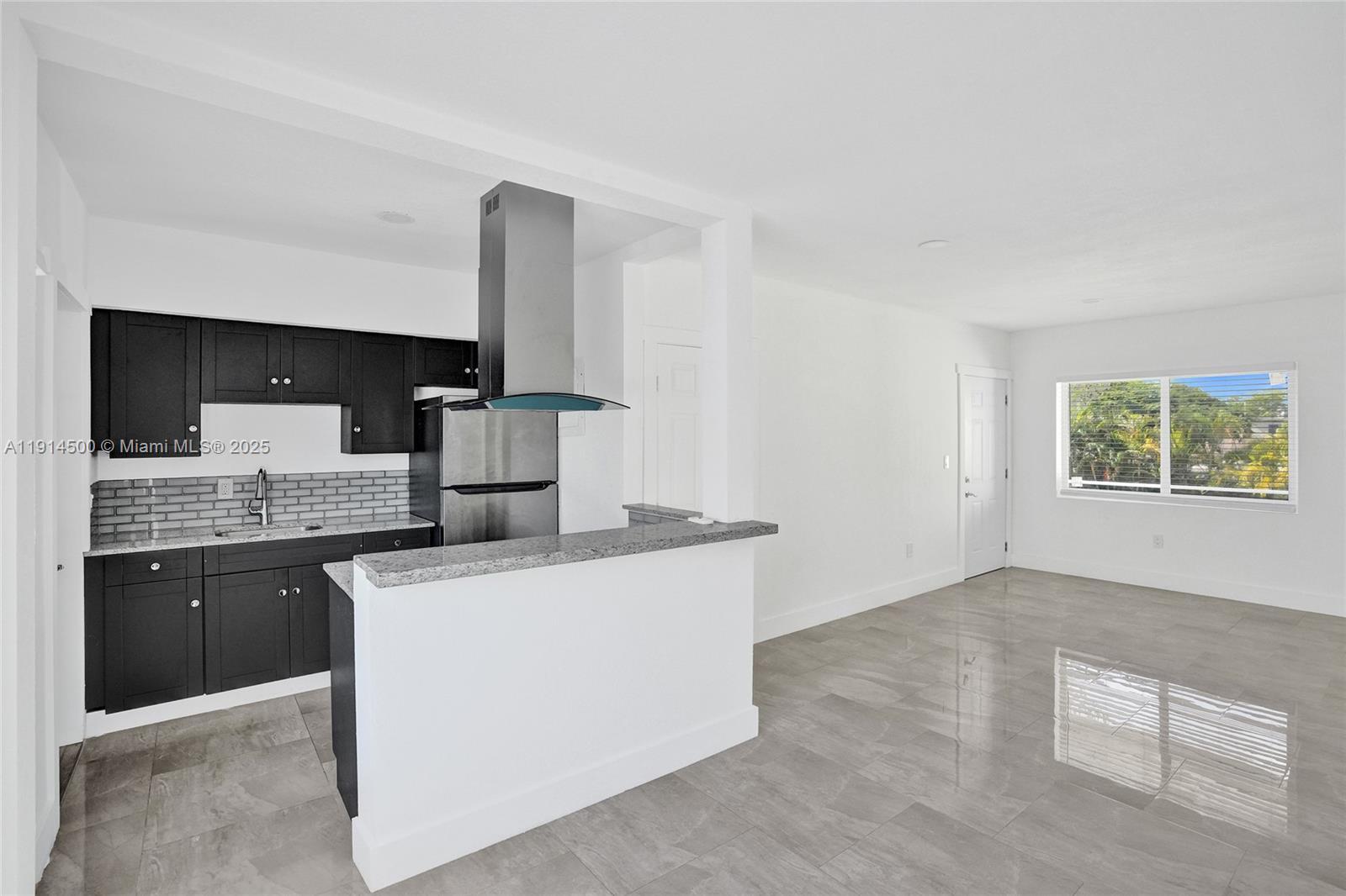 ISLE OF NORMANDY MIAMI VI - Residential Lease