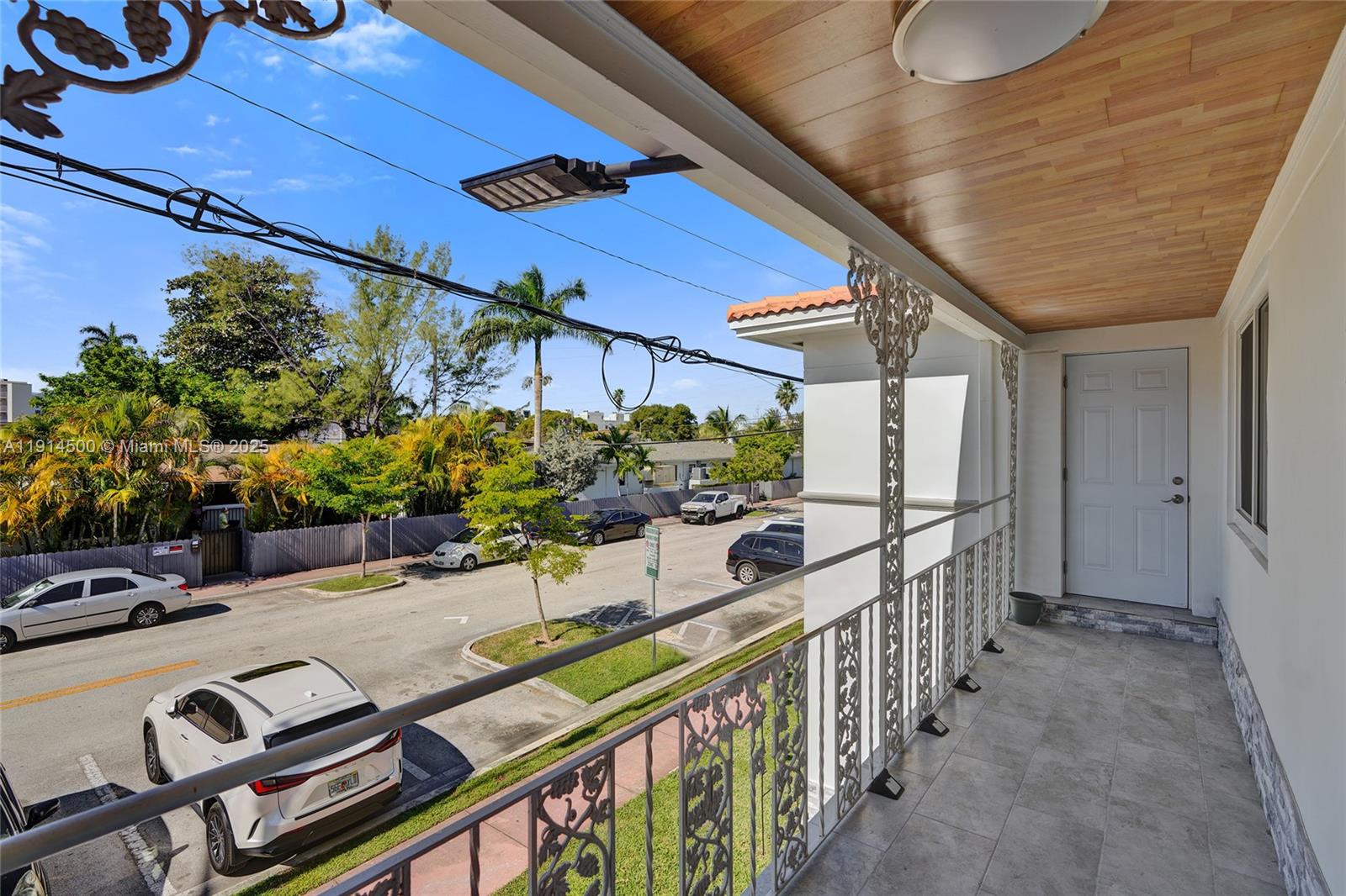 ISLE OF NORMANDY MIAMI VI - Residential Lease