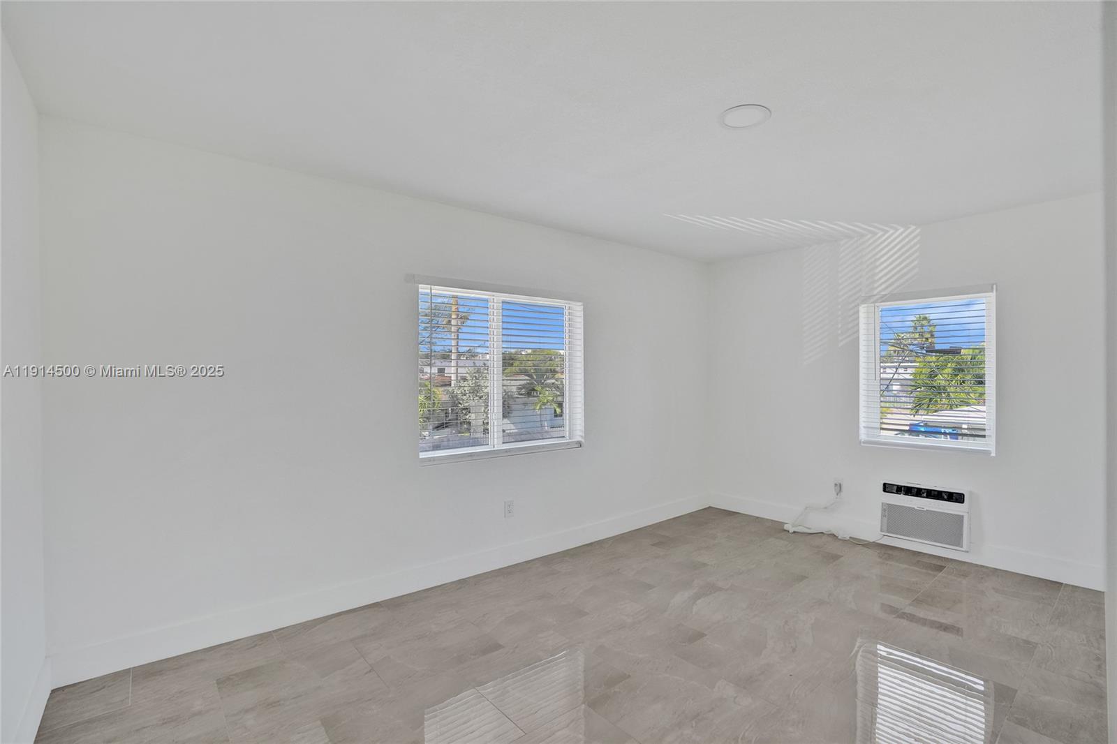 ISLE OF NORMANDY MIAMI VI - Residential Lease