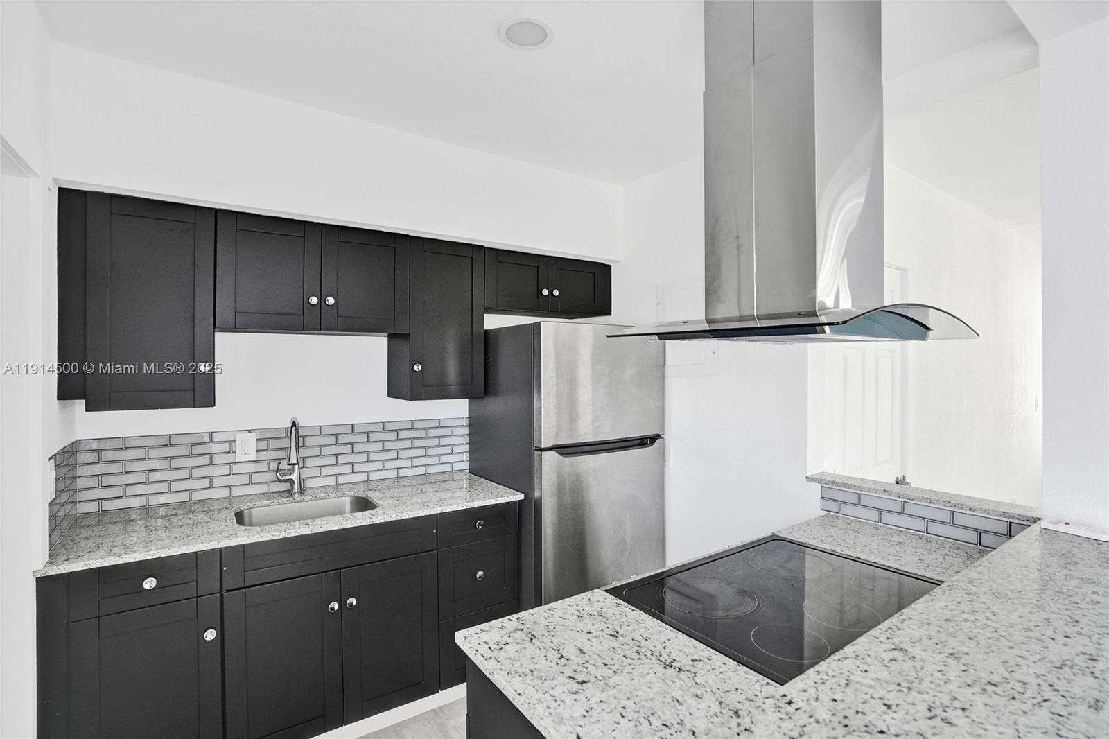 ISLE OF NORMANDY MIAMI VI - Residential Lease