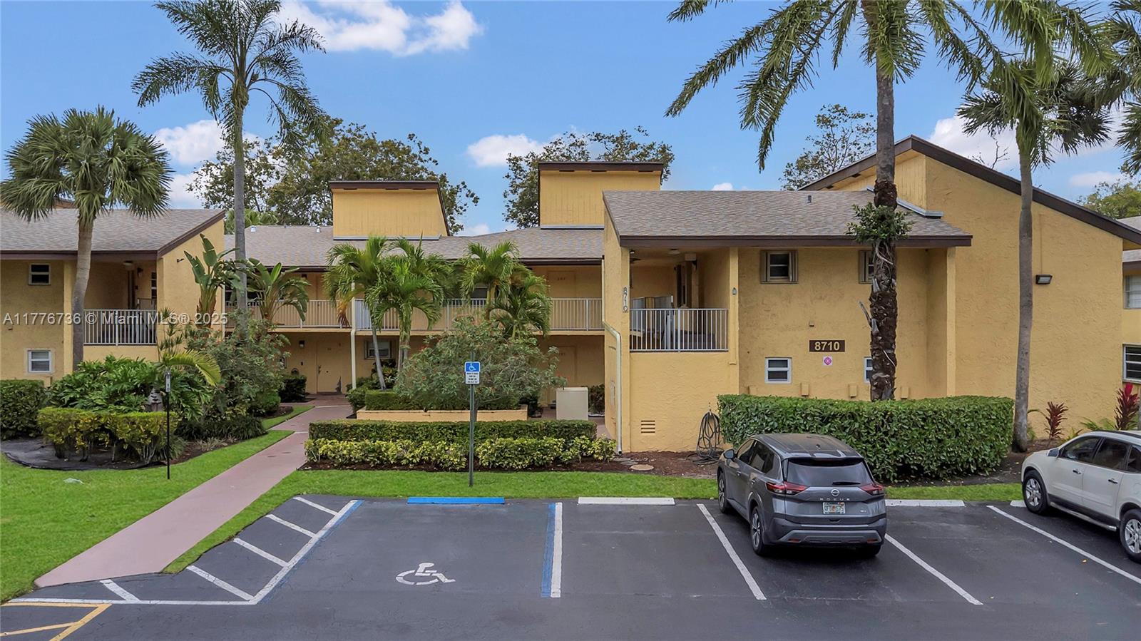 Property for Sale at 8710 Azalea Ct 101, Tamarac, Broward County, Florida - Bedrooms: 3 
Bathrooms: 2  - $341,000