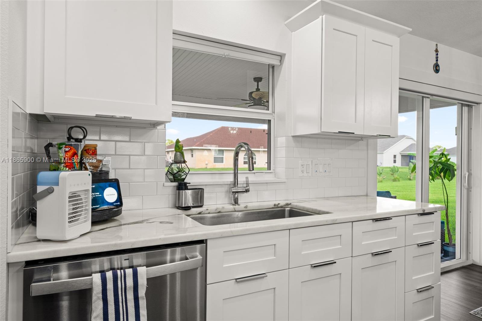 SUN N LAKE - Residential