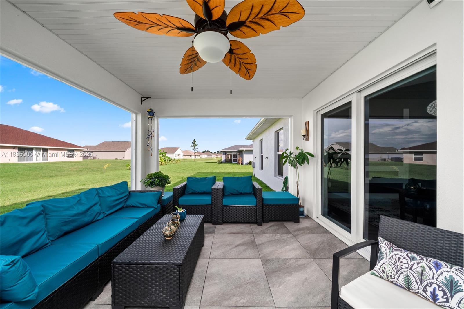 SUN N LAKE - Residential