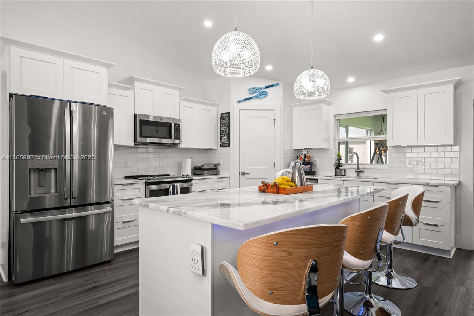 SUN N LAKE - Residential