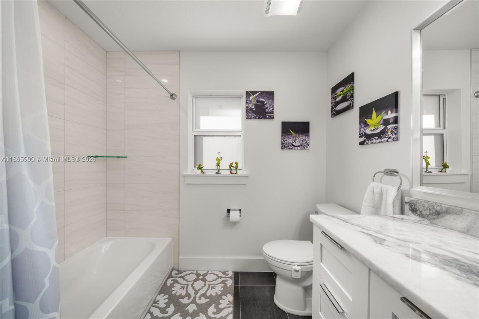 SUN N LAKE - Residential