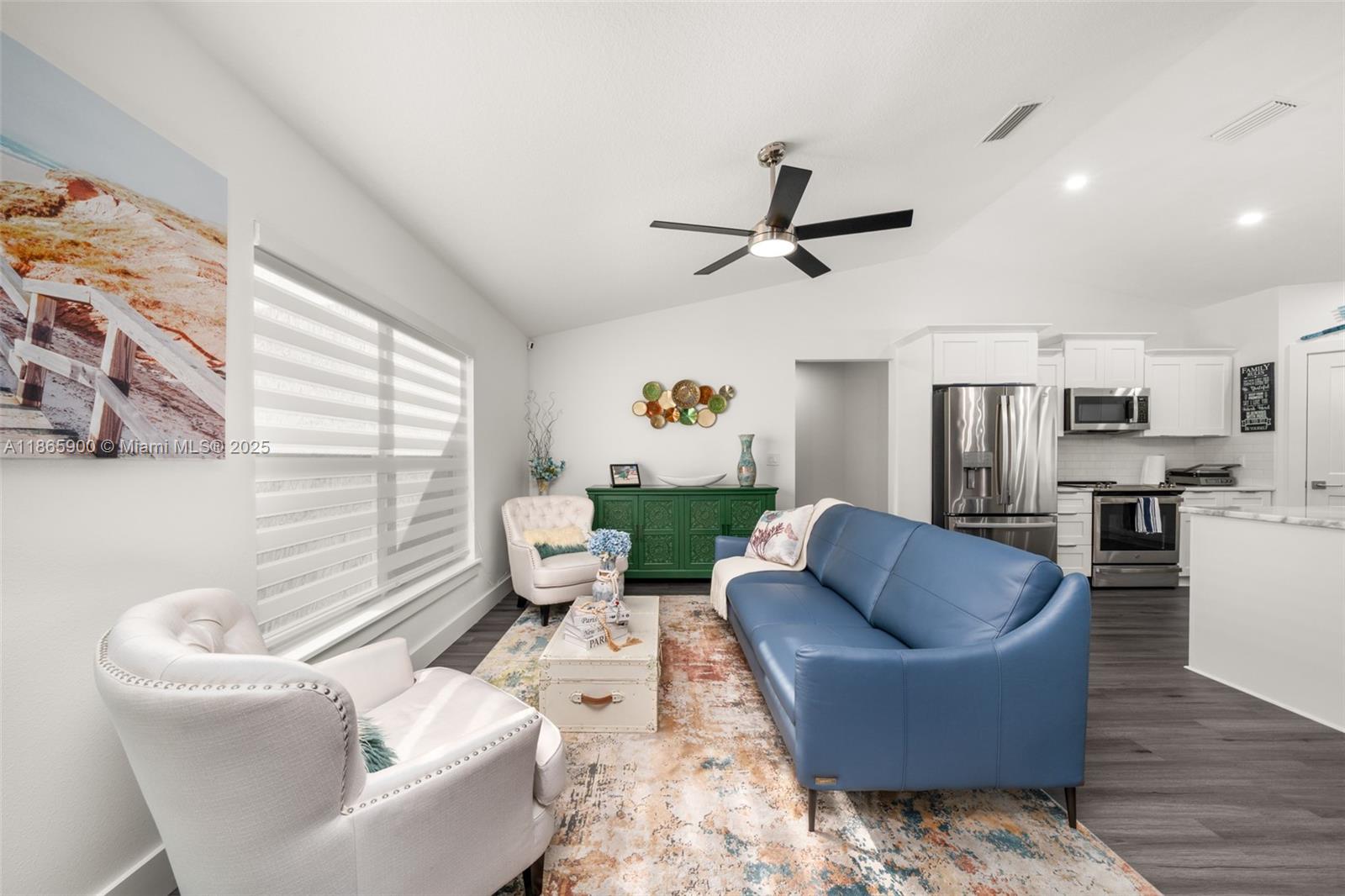 SUN N LAKE - Residential