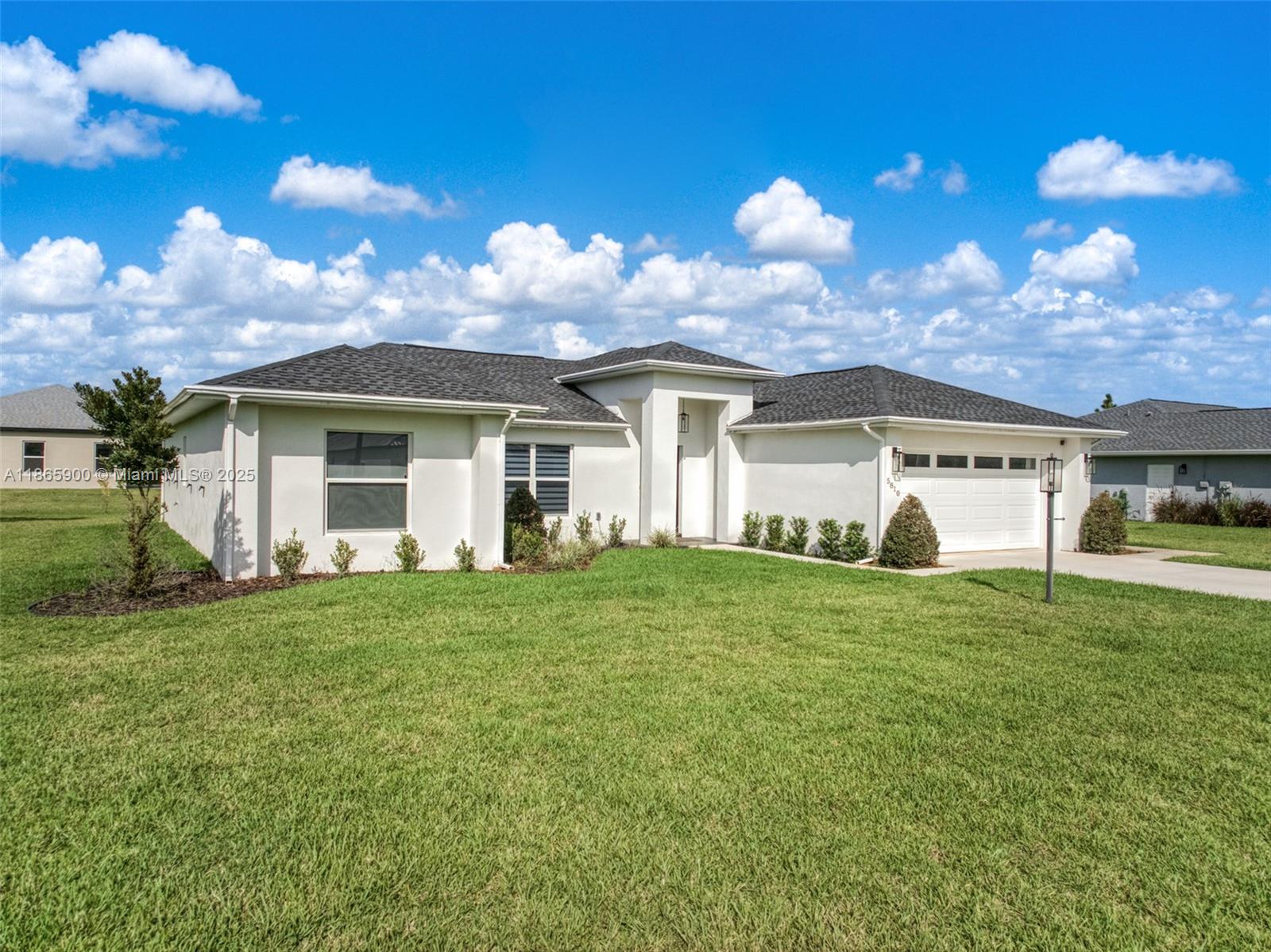 SUN N LAKE - Residential