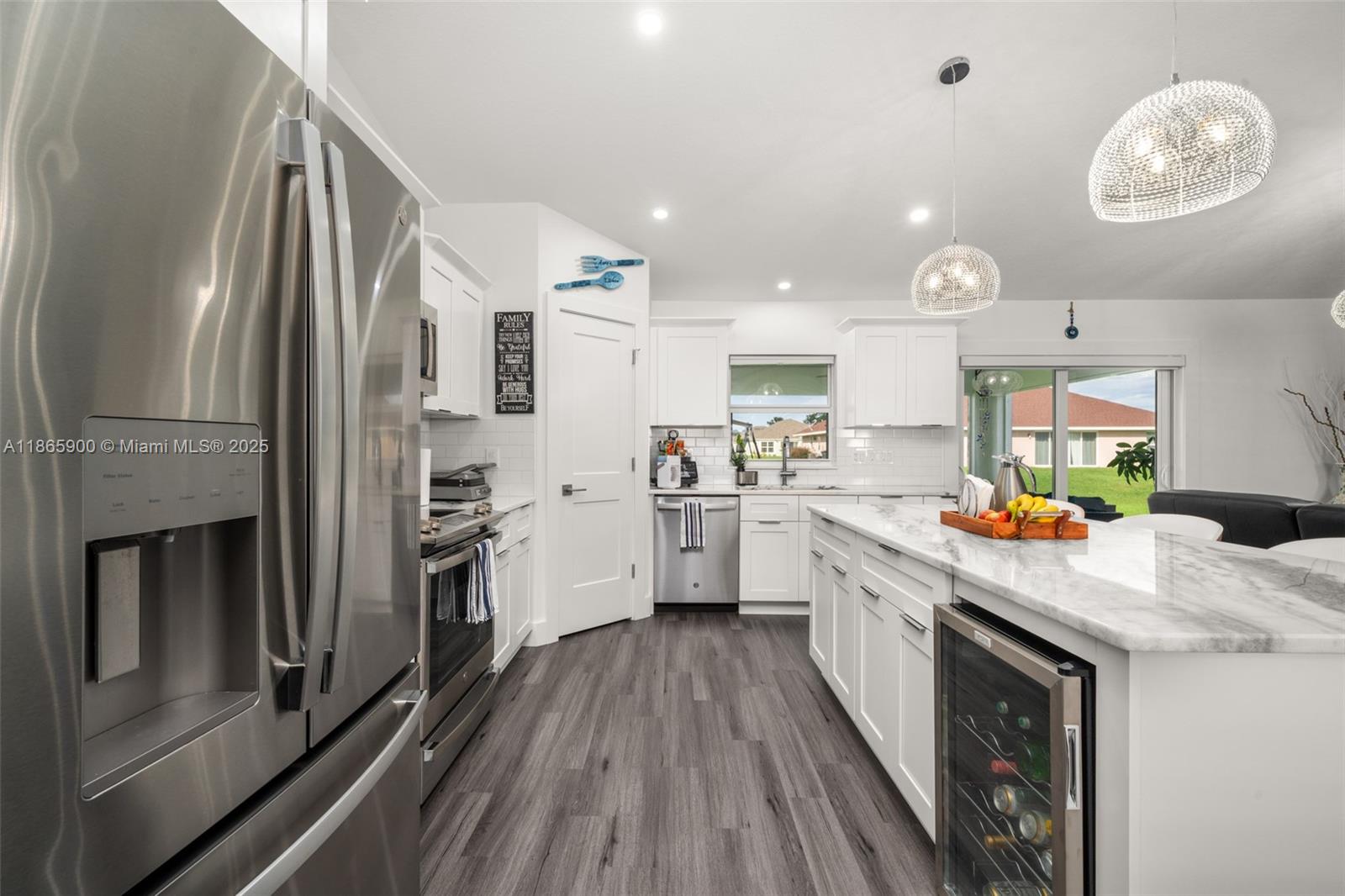 SUN N LAKE - Residential