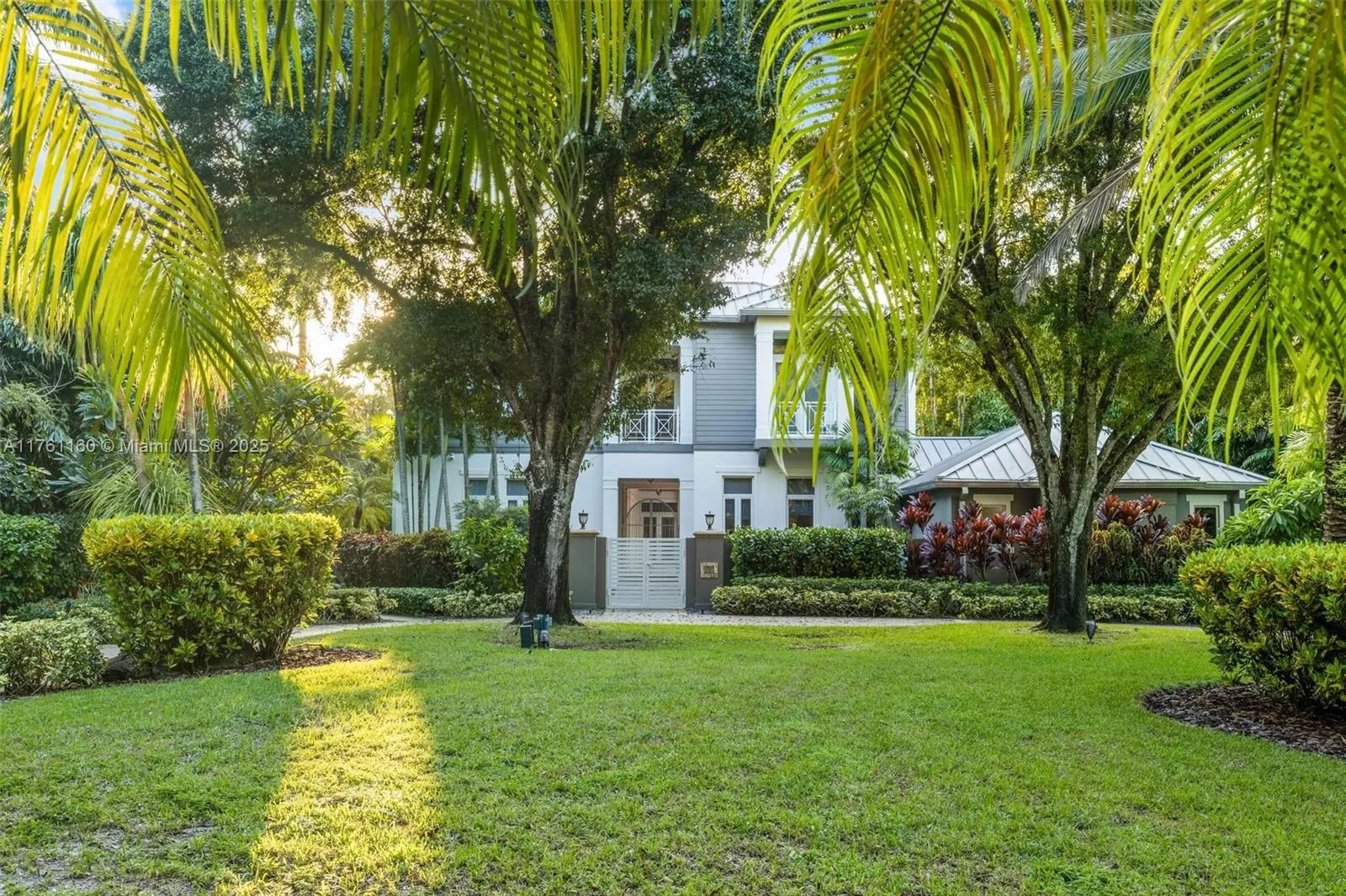 Plantation, Florida 33317, United States, 6 Bedrooms Bedrooms, ,6 BathroomsBathrooms,Residential,Active,87289