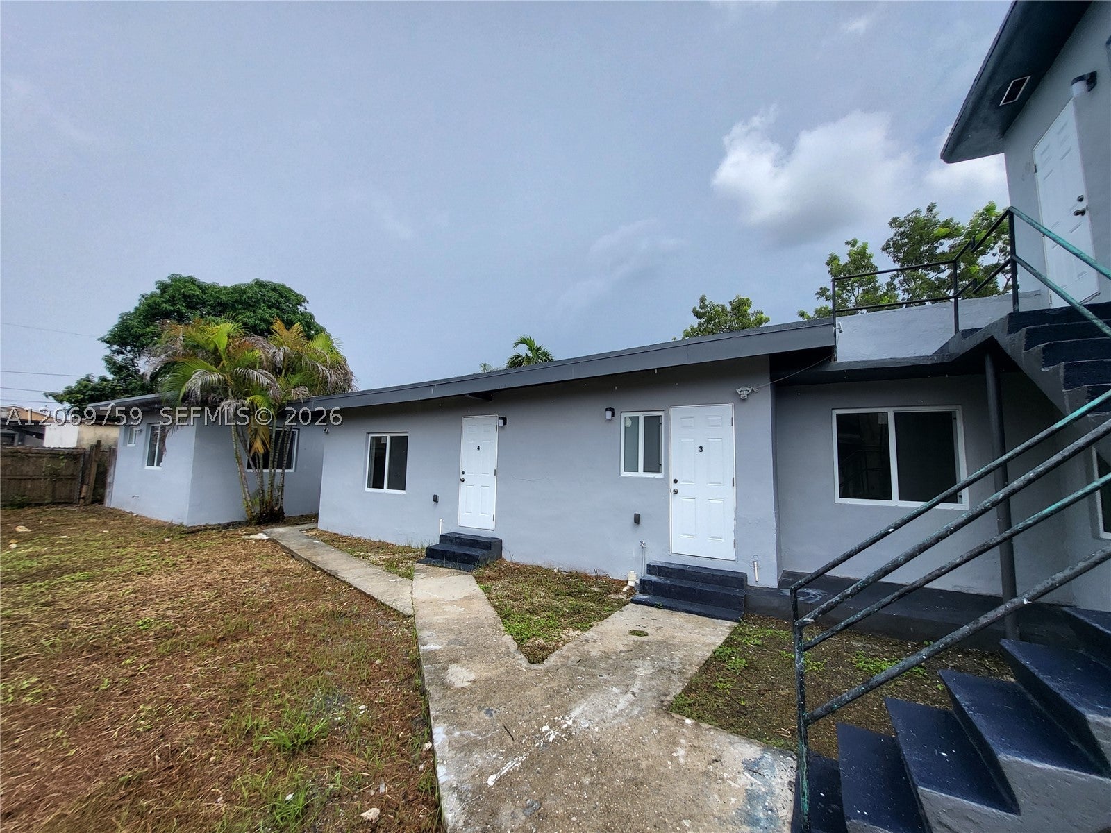 729 NW 55th Ter