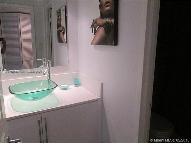 THE DECOPLAGE CONDO - Residential Lease