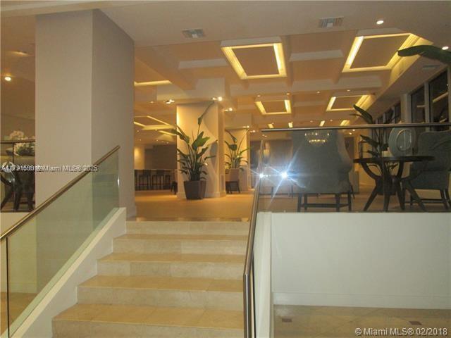 THE DECOPLAGE CONDO - Residential Lease