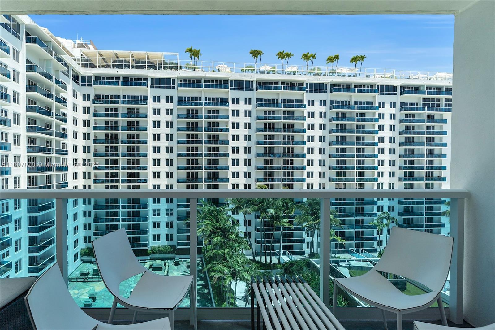 RONEY PALACE CONDO - Residential