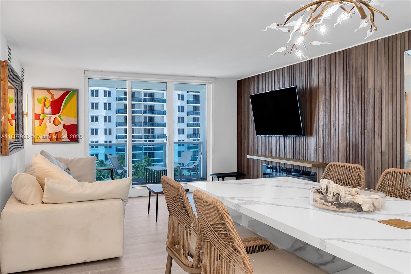 RONEY PALACE CONDO - Residential