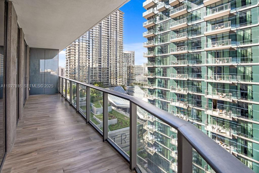 801 SMA RESIDENCE CONDO - Residential Lease