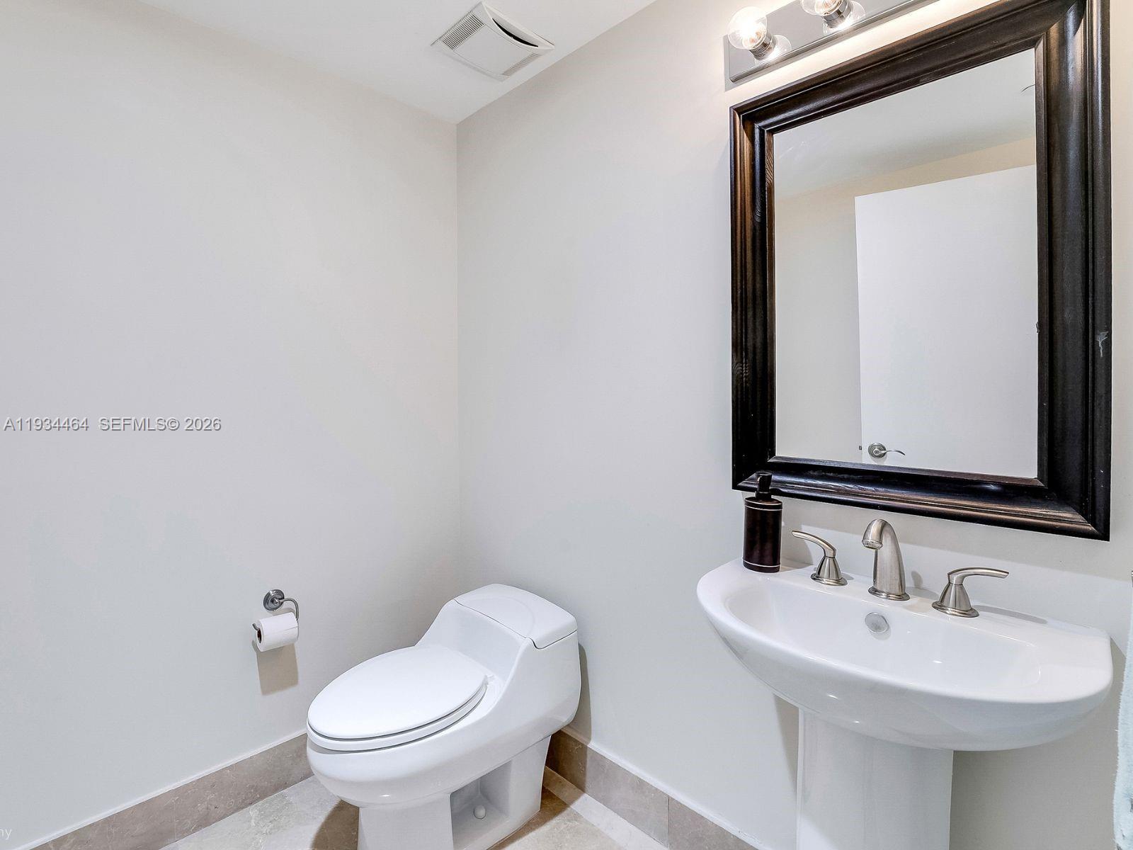 THE PENINSULA II CONDO - Residential