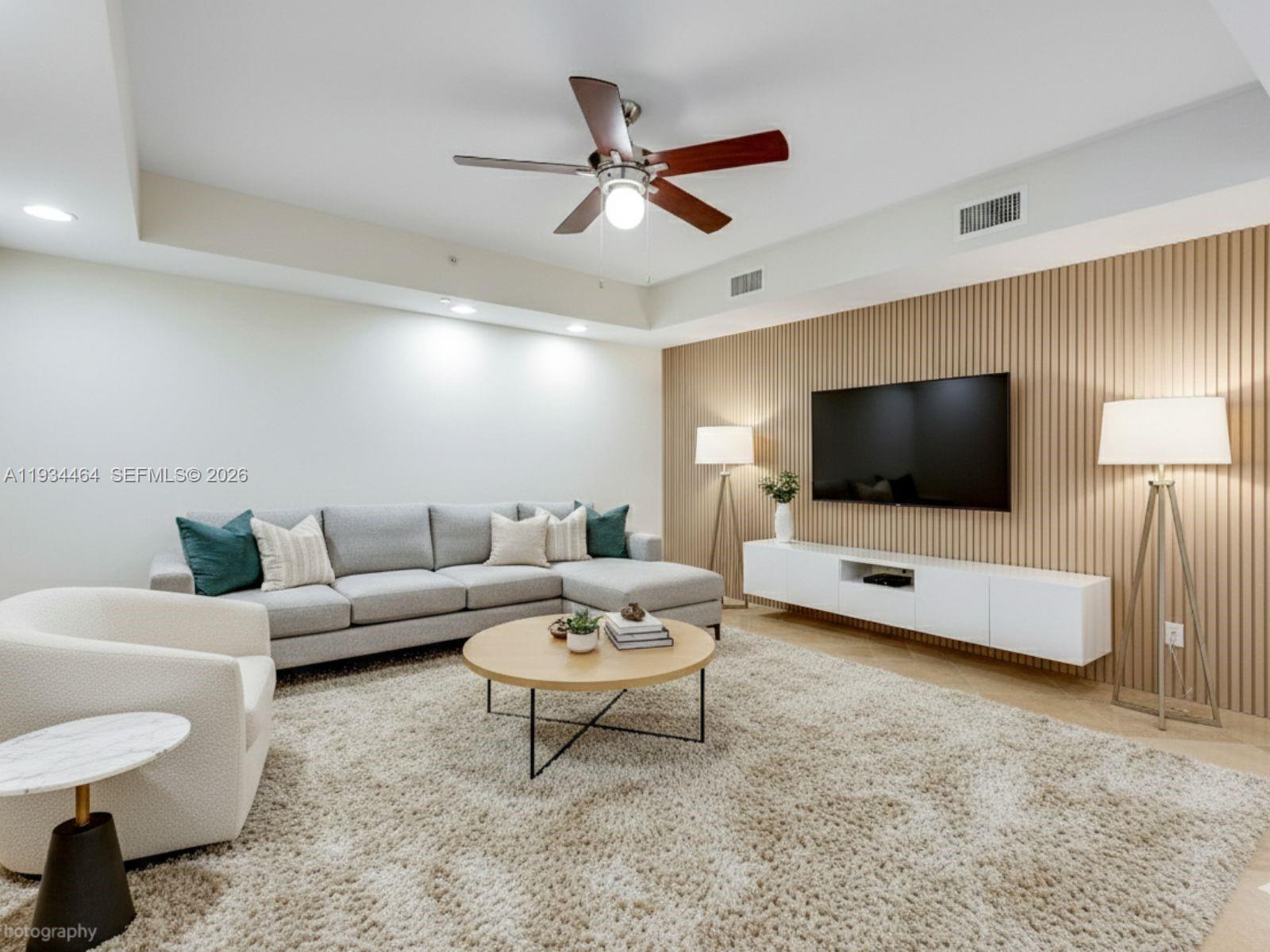 THE PENINSULA II CONDO - Residential