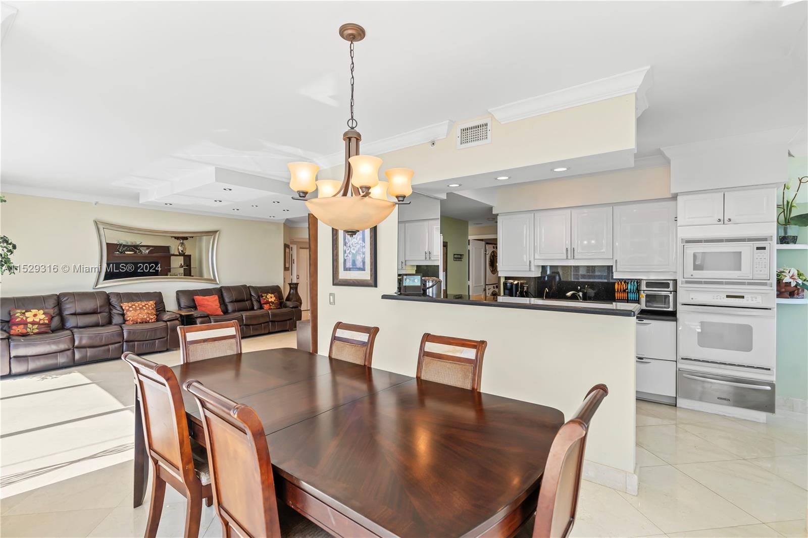 BLUE DIAMOND CONDO - Residential