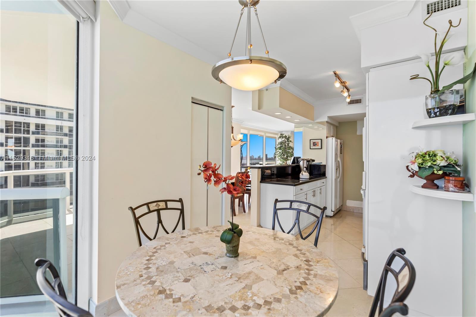 BLUE DIAMOND CONDO - Residential