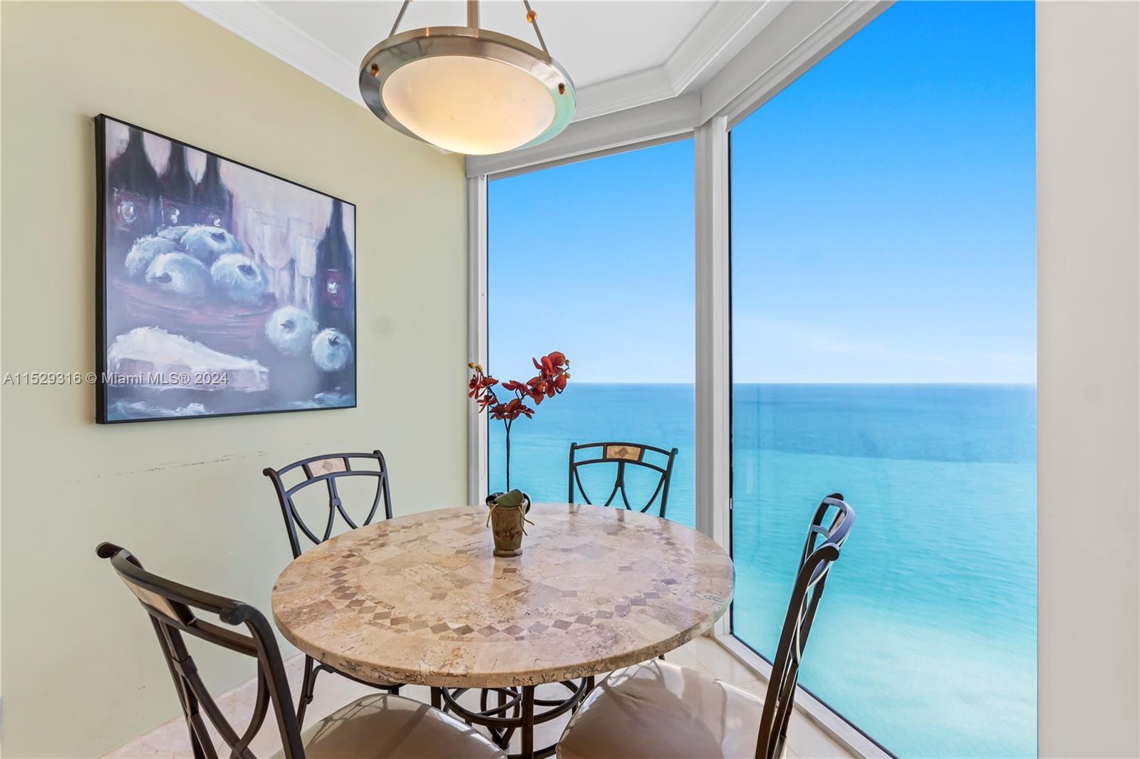 BLUE DIAMOND CONDO - Residential