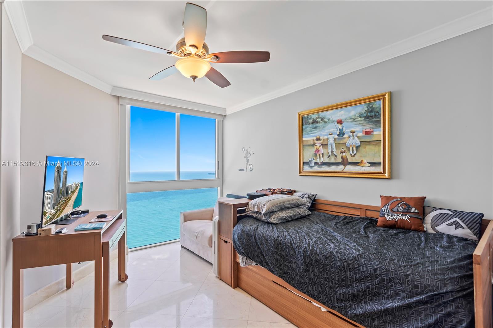 BLUE DIAMOND CONDO - Residential