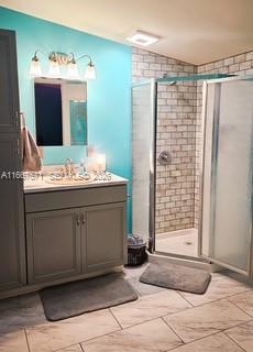 GATEWAY ESTATES PARK COND - Residential