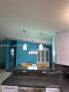 GATEWAY ESTATES PARK COND - Residential