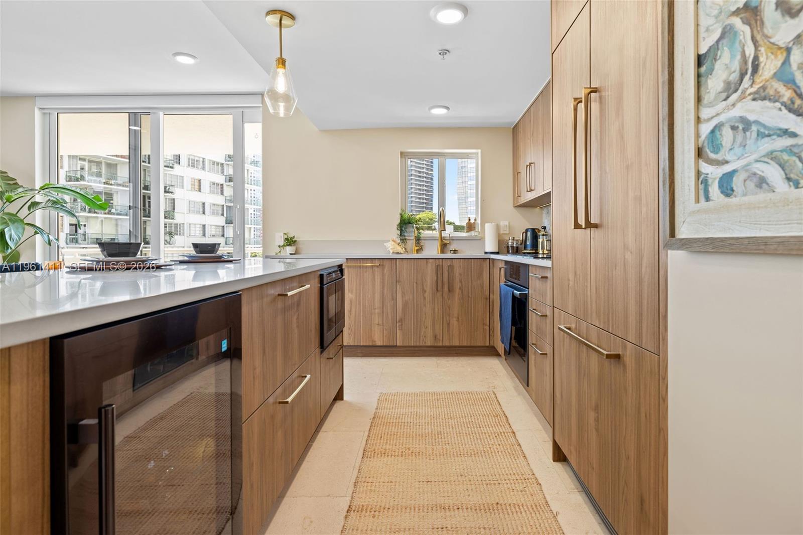 1402 Brickell Bay Dr 603