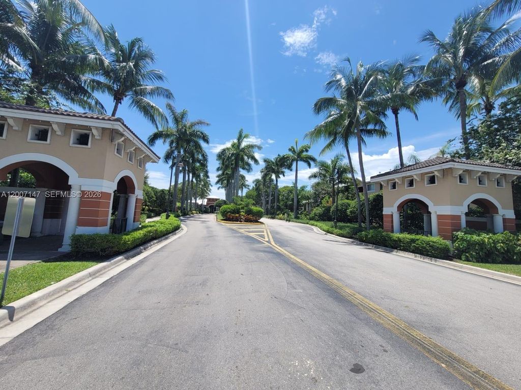 Photo of 4175 N Haverhill Rd #922, West Palm Beach, FL 33417 (MLS # A12007147)