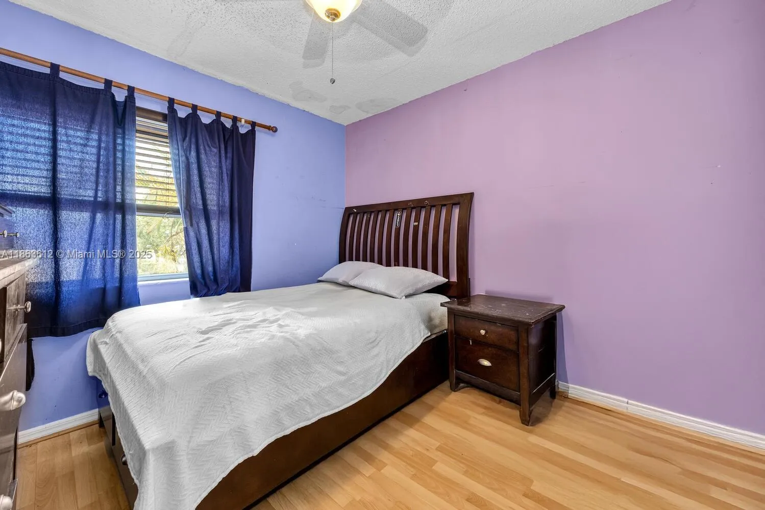 Pembroke Pines, Florida 33029, United States, 3 Bedrooms Bedrooms, ,3 BathroomsBathrooms,Residential,Active,197949