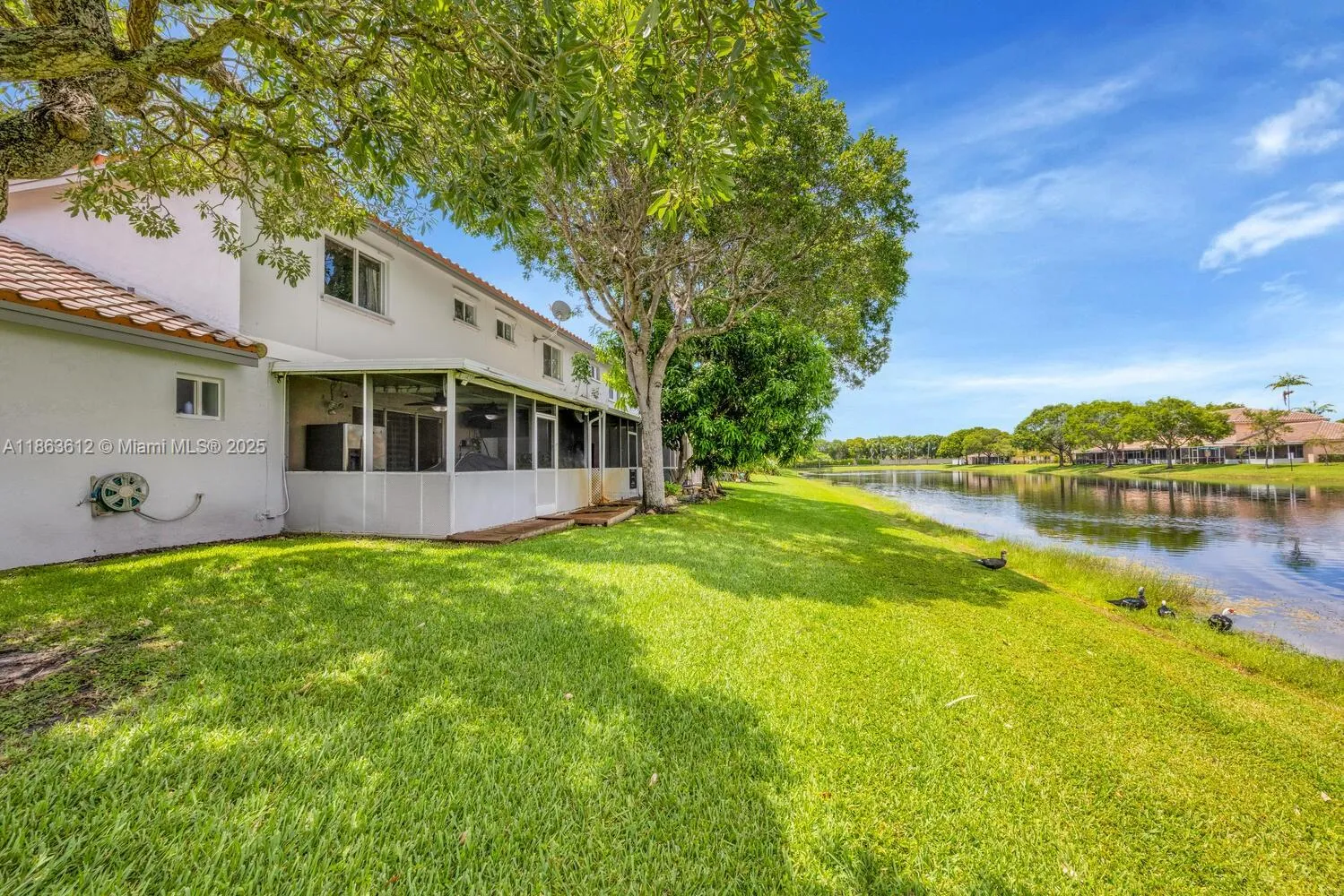 Pembroke Pines, Florida 33029, United States, 3 Bedrooms Bedrooms, ,3 BathroomsBathrooms,Residential,Active,197949