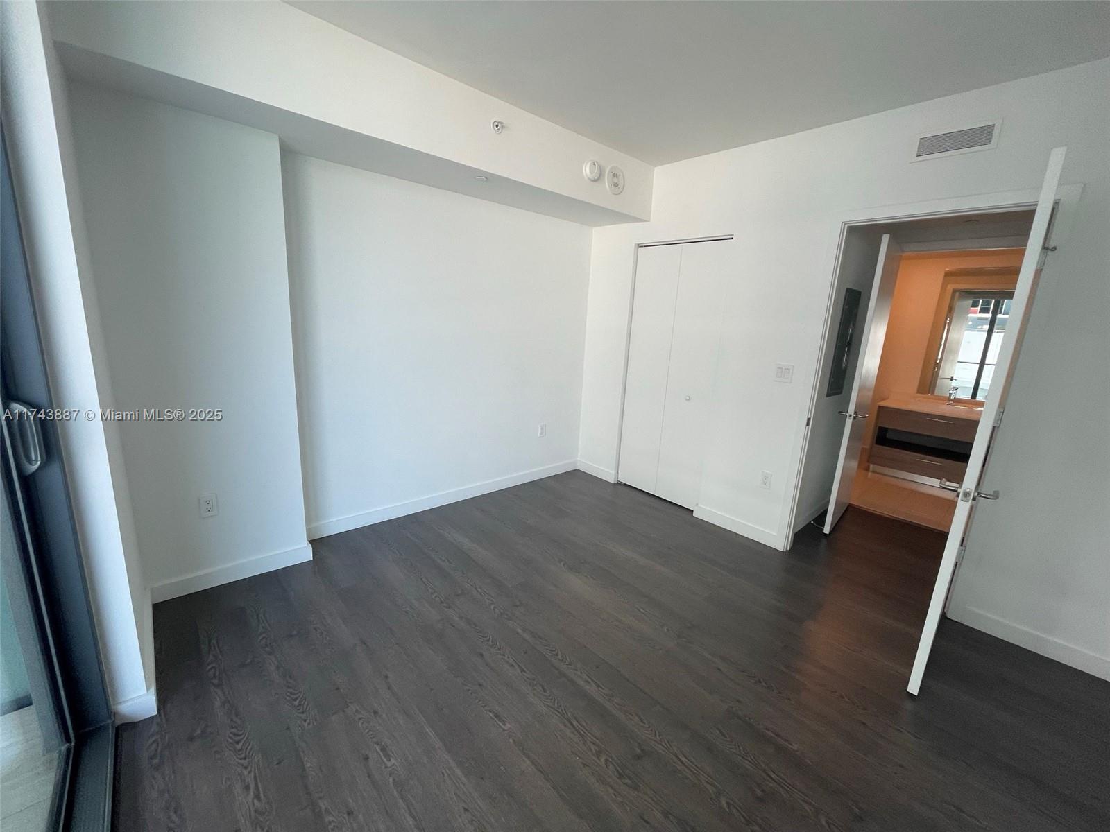 1300 S MIAMI AVENUE CONDO - Residential