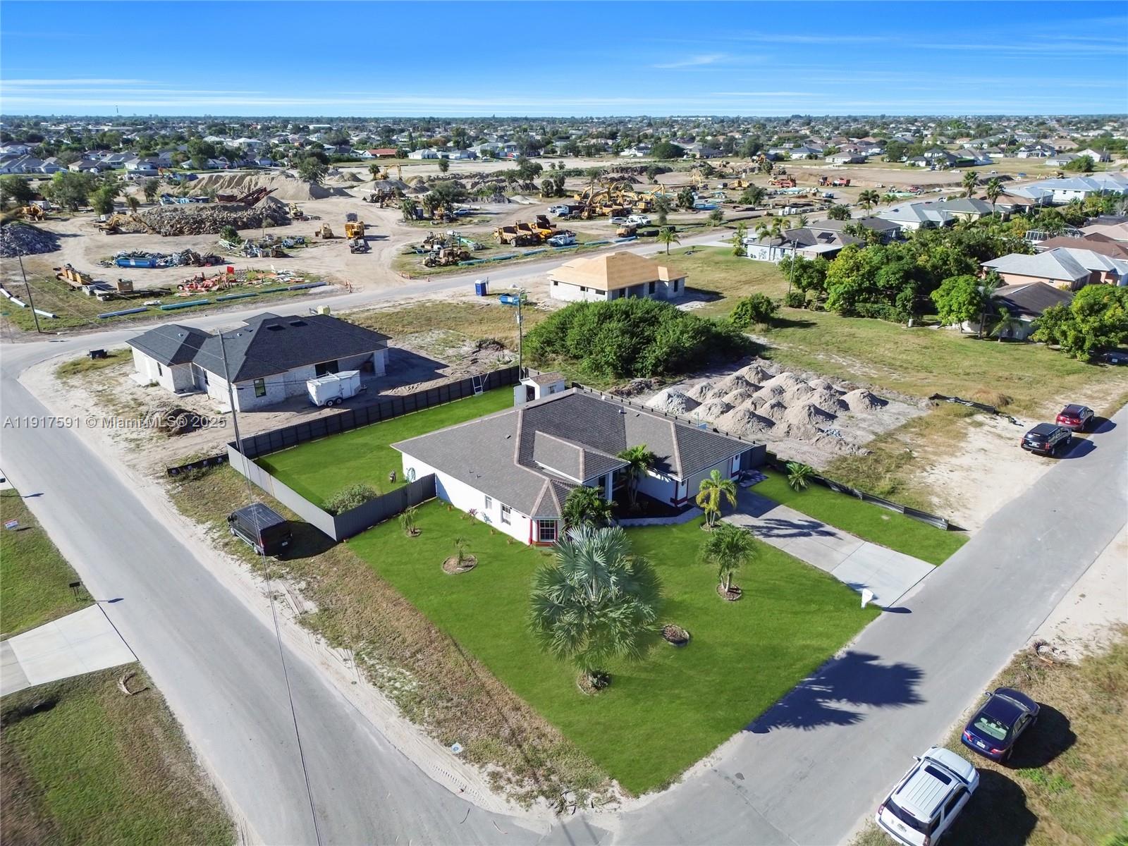 CAPE CORAL - Residential