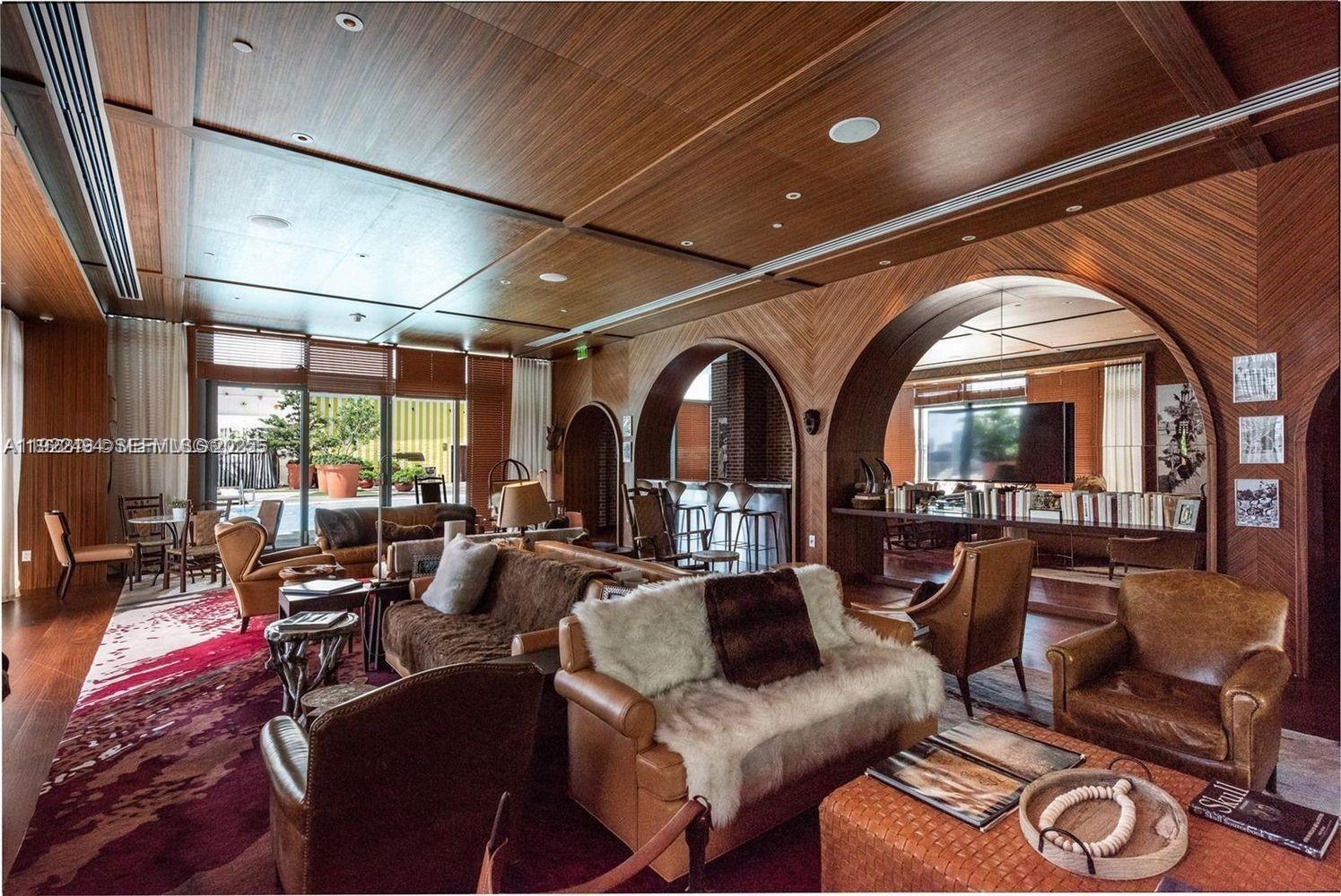 1300 S MIAMI AVENUE CONDO - Residential