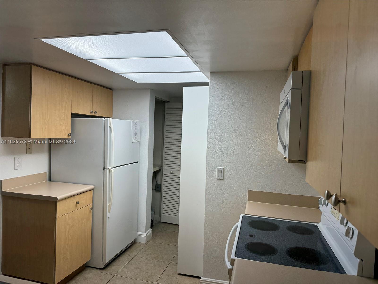 VISCONTI CONDO - Residential
