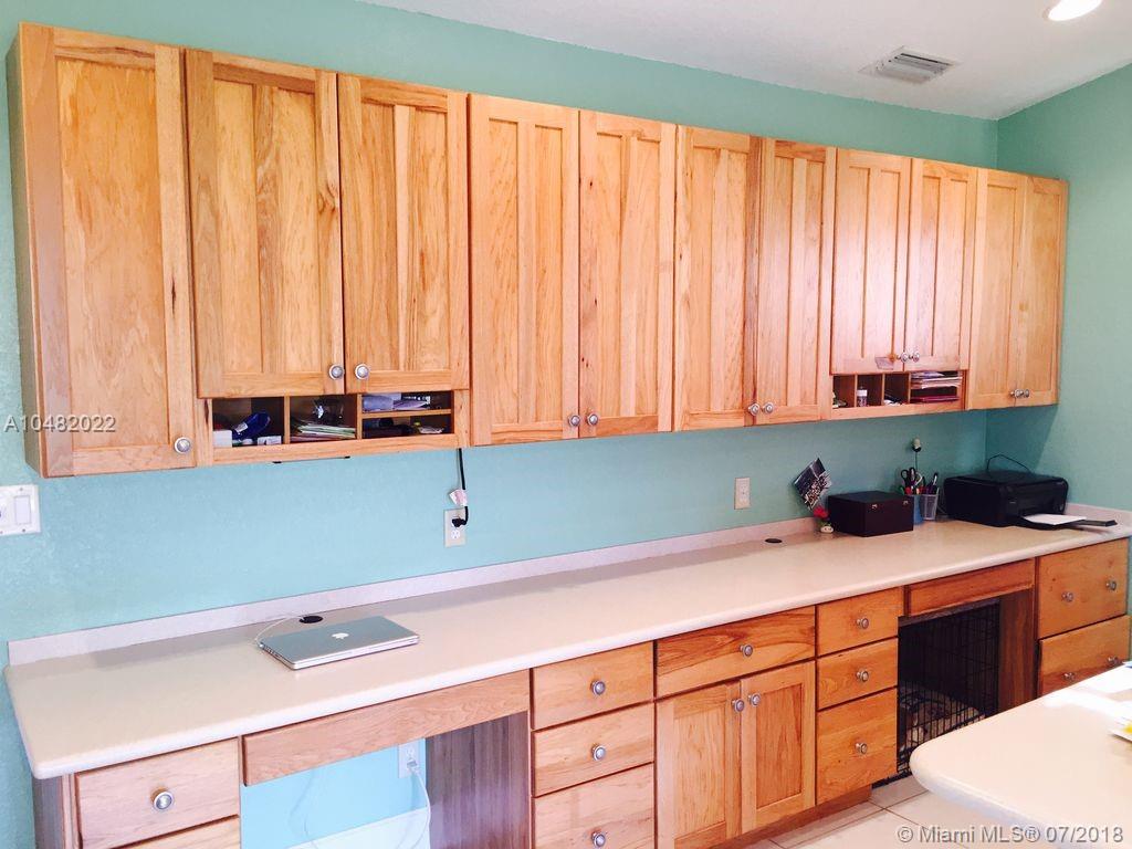 BEACHWOOD HEIGHTS - Residential Lease