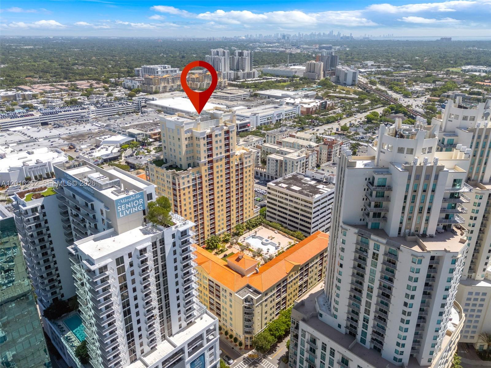 TOSCANO CONDO - Residential