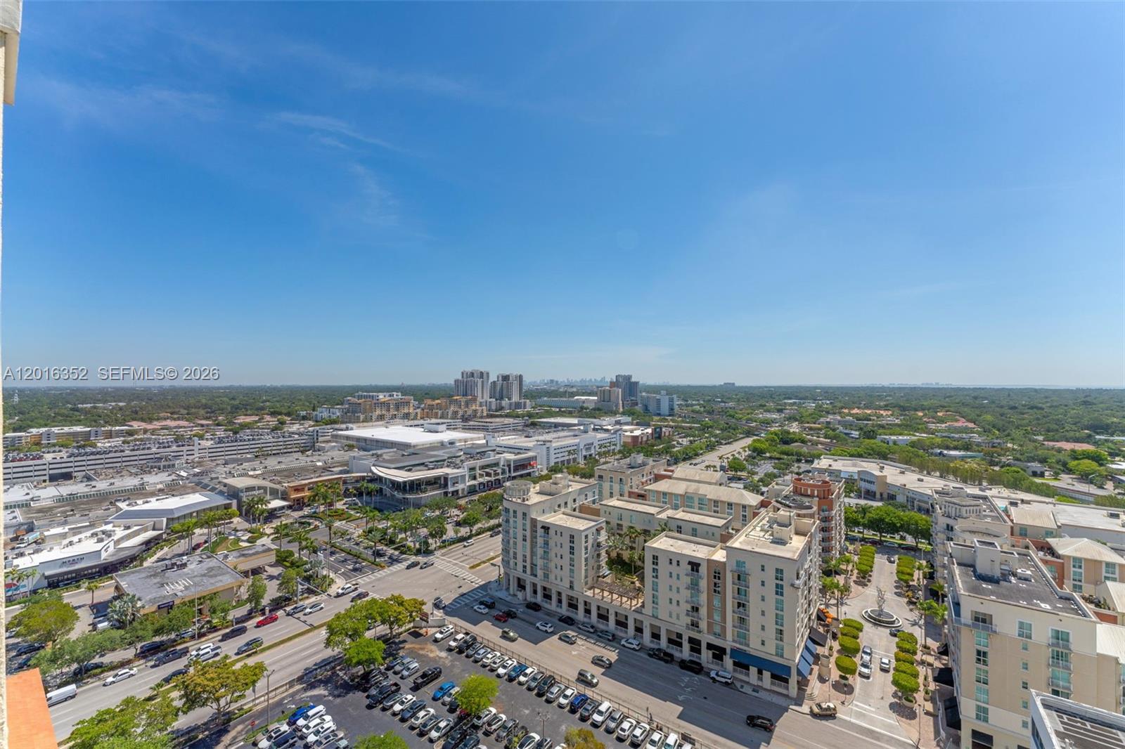 TOSCANO CONDO - Residential