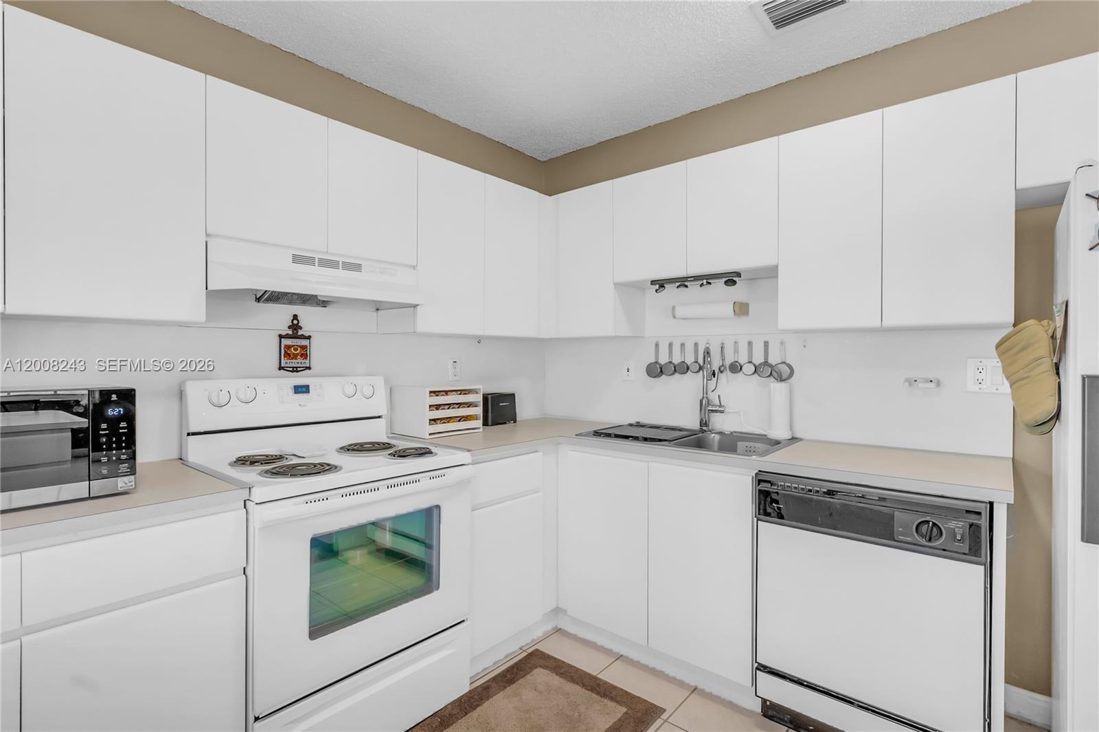 SHOMA HOMES AT TAMIAMI II - Residential