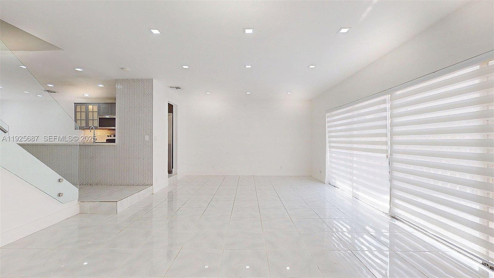 TOWNHOUSES AT JACARANDA C - Residential