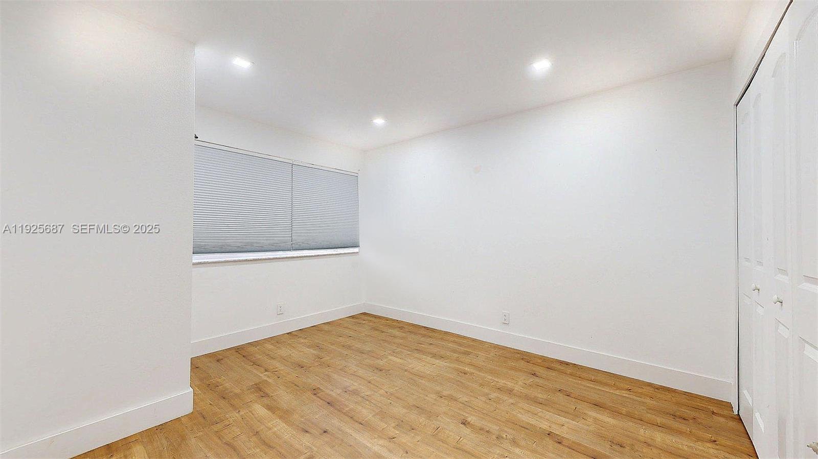 TOWNHOUSES AT JACARANDA C - Residential