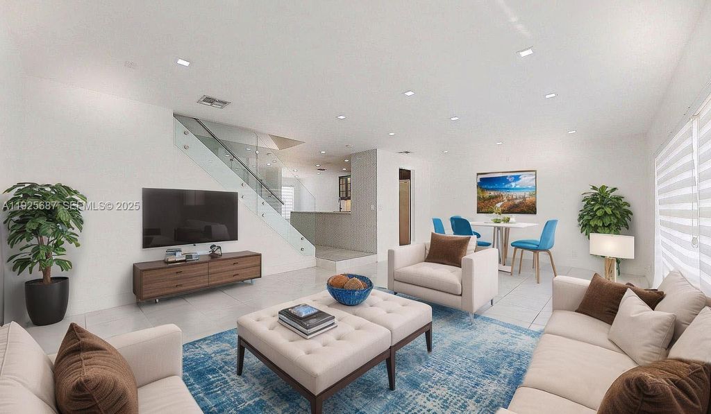 Photo of 8212 NW 8th Pl #2, Plantation, FL 33324 (MLS # A11925687)