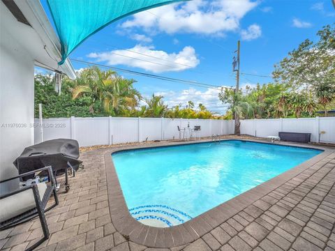 Tiny photo for 5100 NE 14th Ter, Fort Lauderdale, FL 33334 (MLS # A11976036)