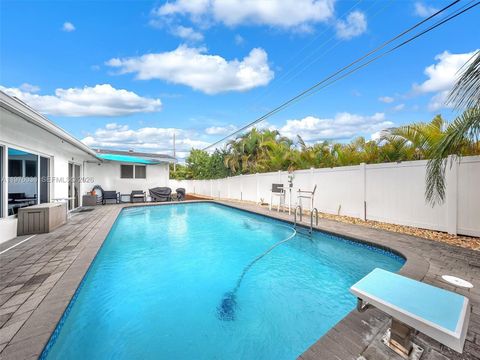 Tiny photo for 5100 NE 14th Ter, Fort Lauderdale, FL 33334 (MLS # A11976036)