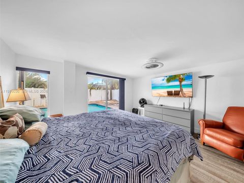 Tiny photo for 5100 NE 14th Ter, Fort Lauderdale, FL 33334 (MLS # A11976036)