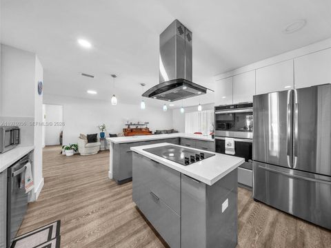 Tiny photo for 5100 NE 14th Ter, Fort Lauderdale, FL 33334 (MLS # A11976036)