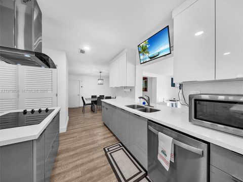 Tiny photo for 5100 NE 14th Ter, Fort Lauderdale, FL 33334 (MLS # A11976036)