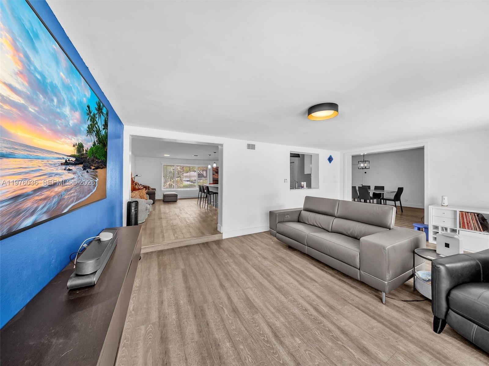 CORAL RIDGE ISLES - Residential