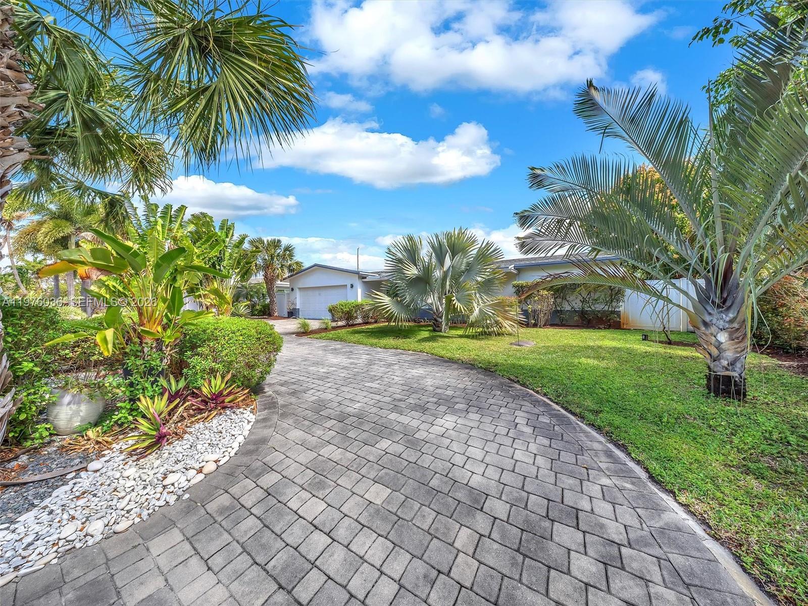 CORAL RIDGE ISLES - Residential