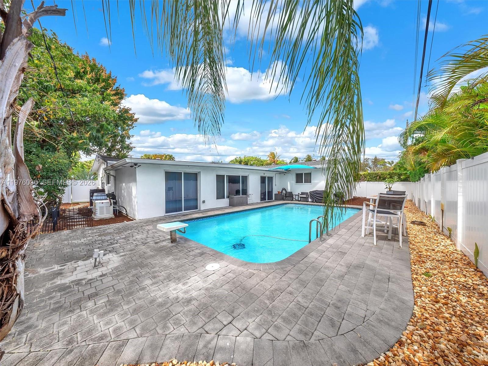 CORAL RIDGE ISLES - Residential